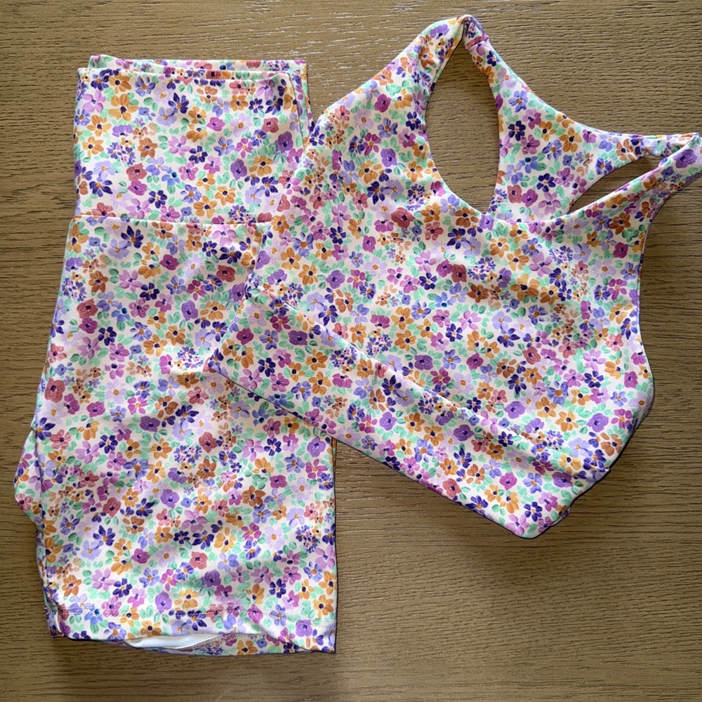 Skatie Floral Set